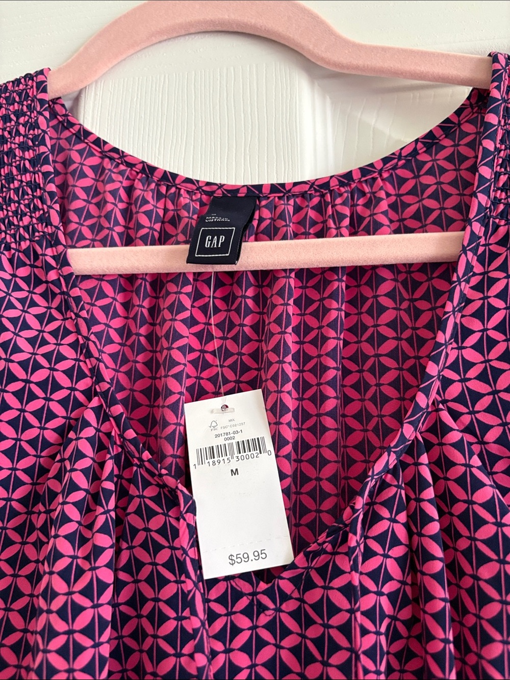 Gap Summer Sleeveless Lightweight Poly Dress with Pockets Sz Medium - Picture 3 of 7